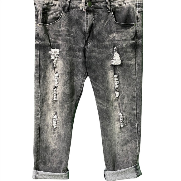 Ripped Style Jeans - Picture 1 of 5